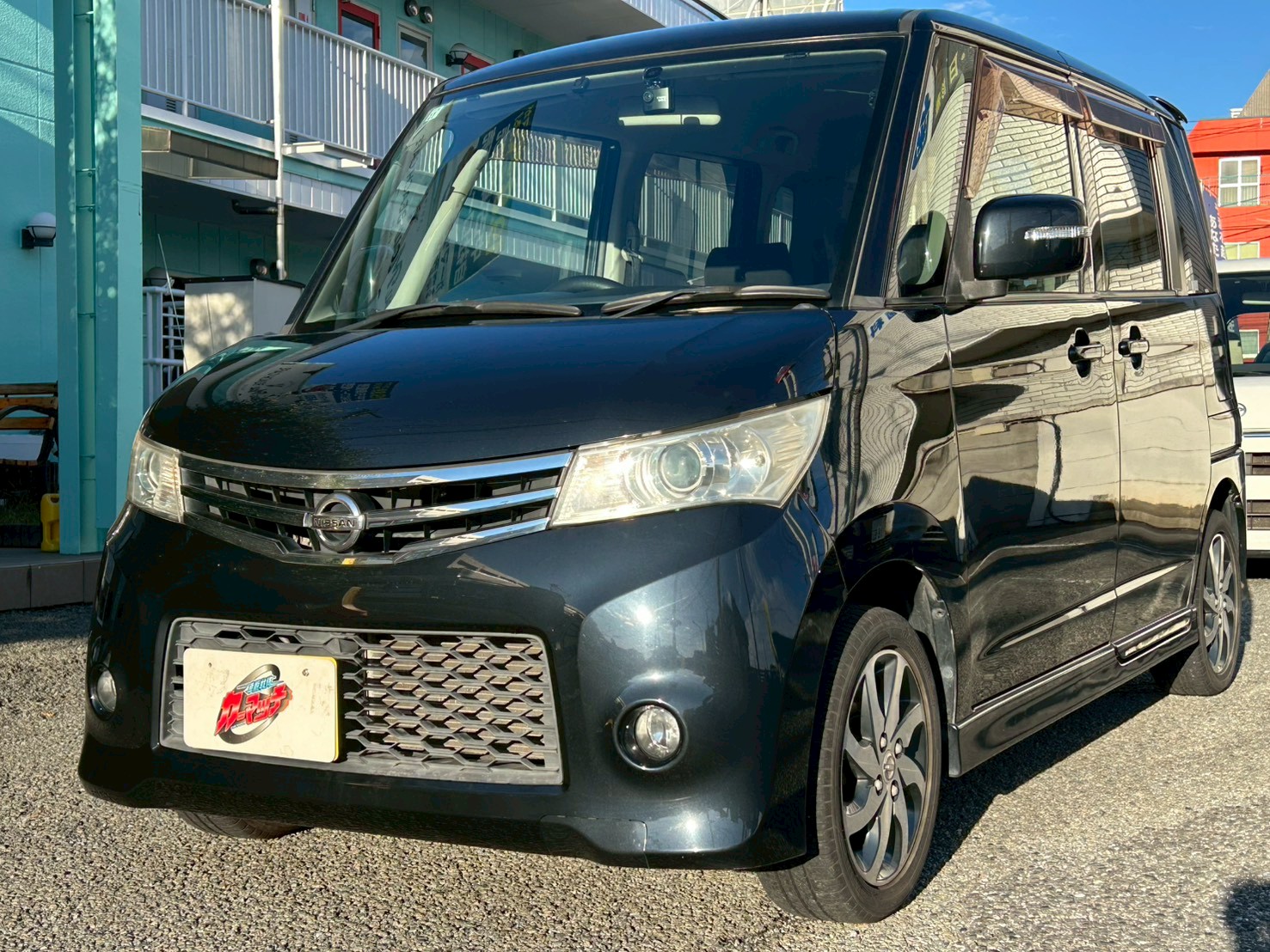店舗ブログ :: 注目の1台入荷 しました☆ 車検付きだから即納OK！日産